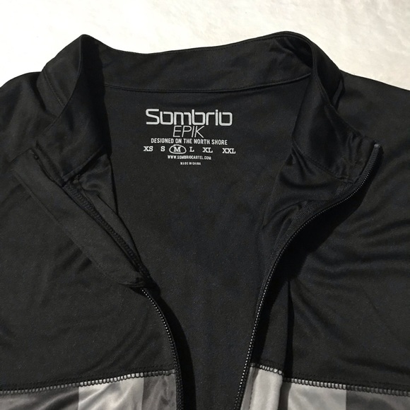 SOMBRIO by Sugoi Black Mountain Cycling Jersey. - Picture 6 of 12